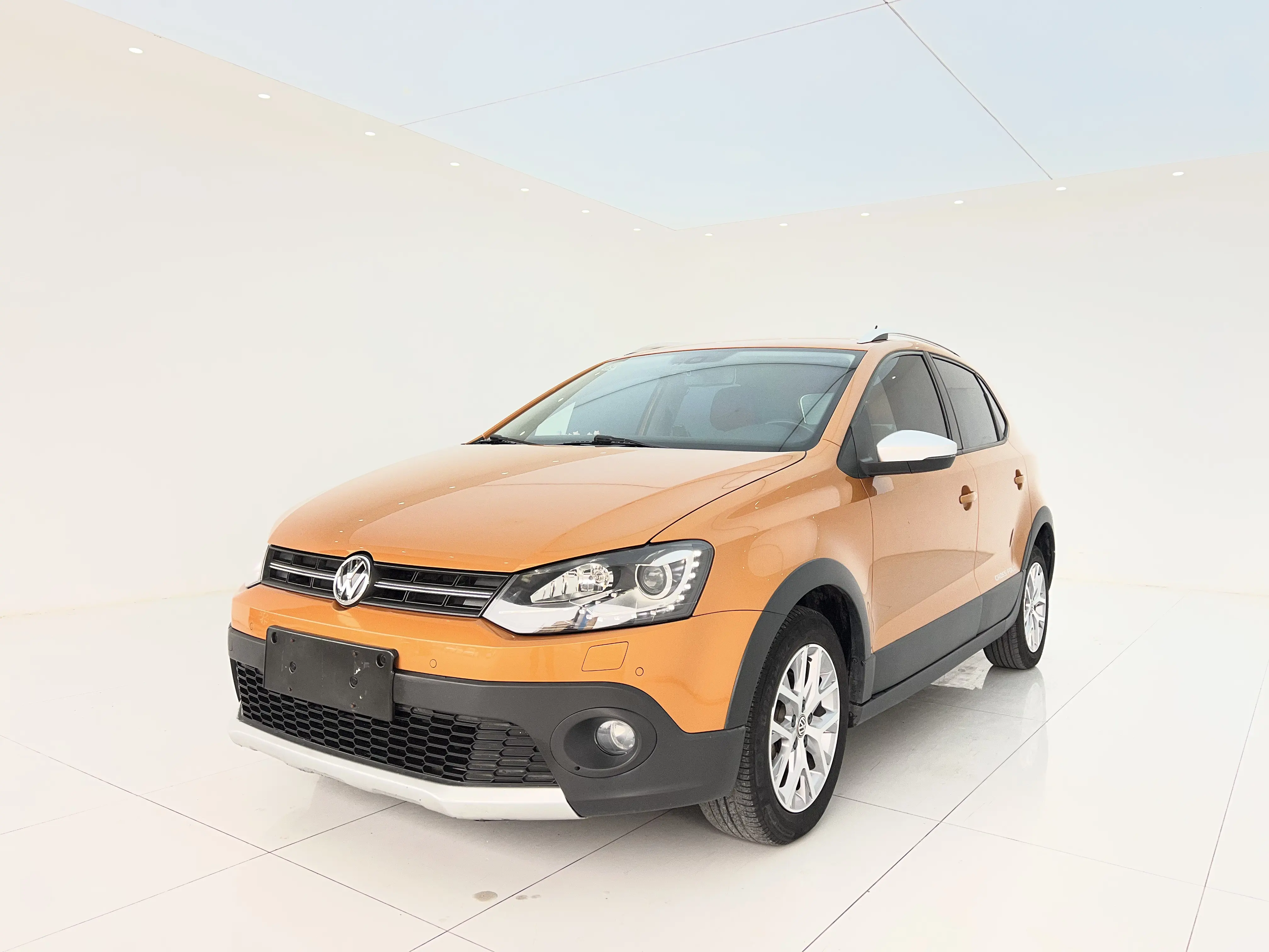 Volkswagen Polo  из Китая