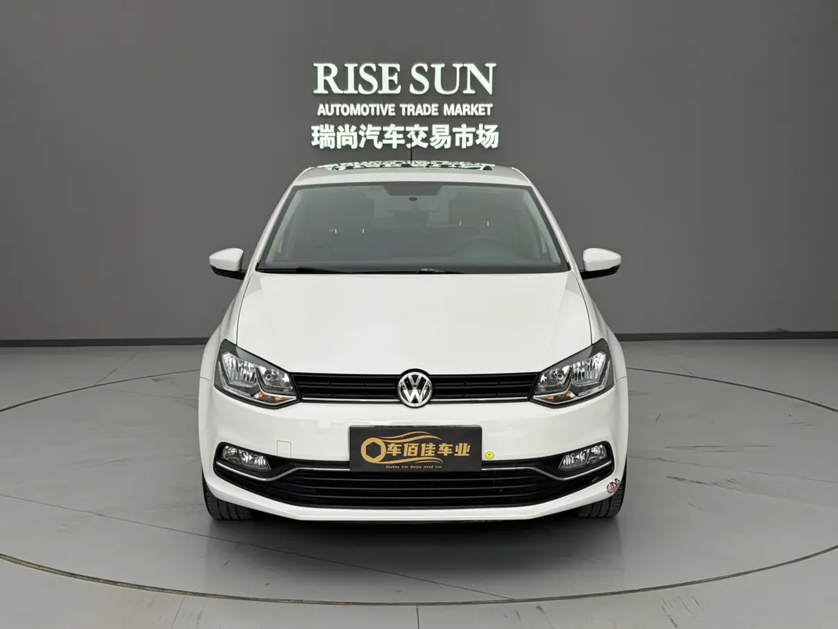 Volkswagen Polo  из Китая