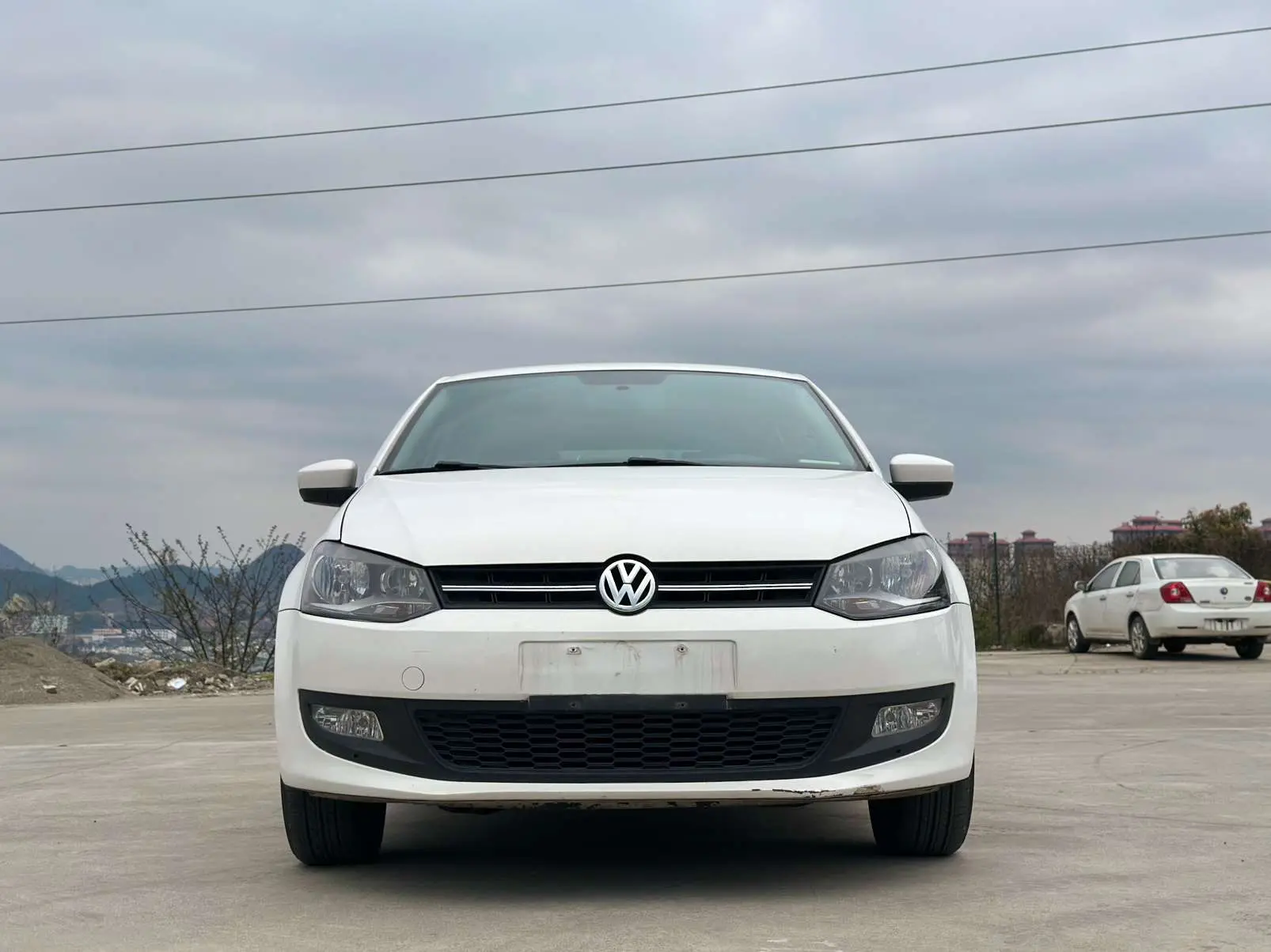 Volkswagen Polo  из Китая