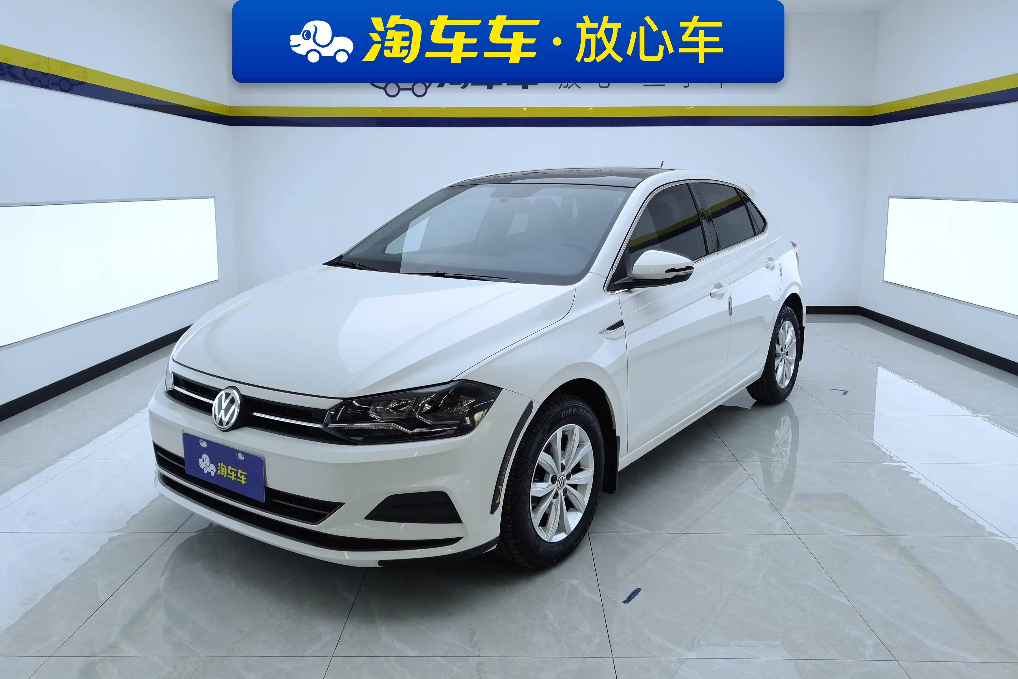 Volkswagen Polo  из Китая