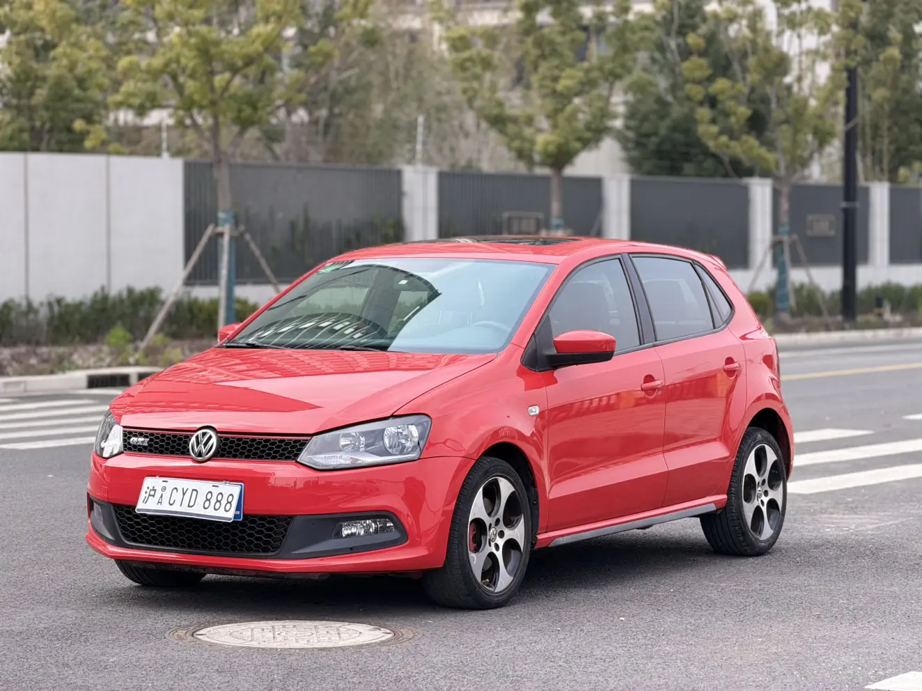Volkswagen Polo  из Китая