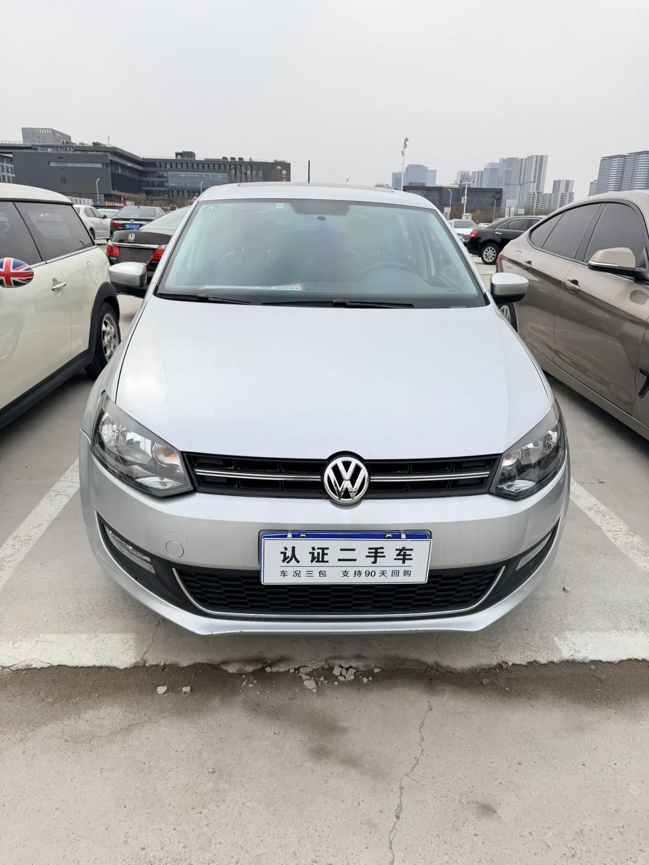Volkswagen Polo  из Китая