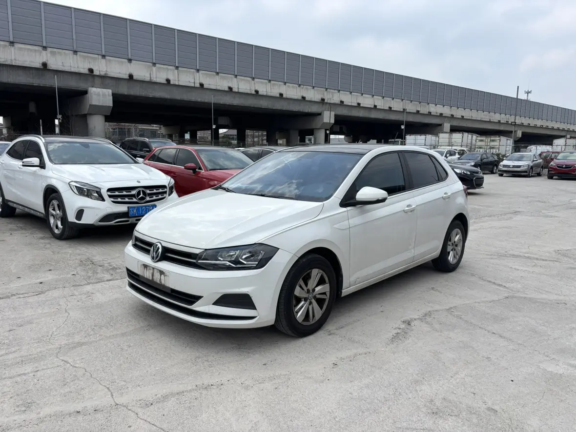 Volkswagen Polo  из Китая