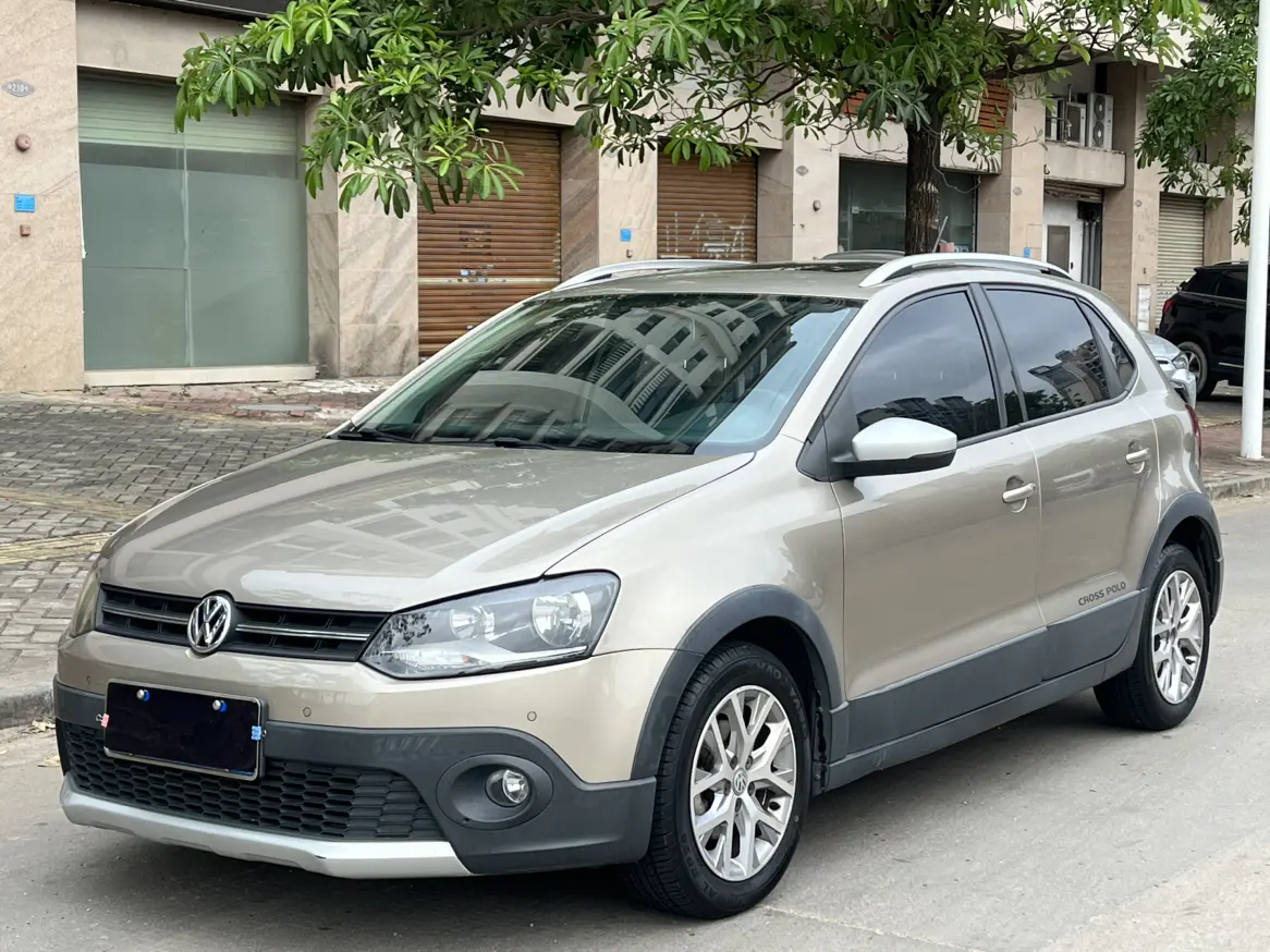 Volkswagen Polo  из Китая