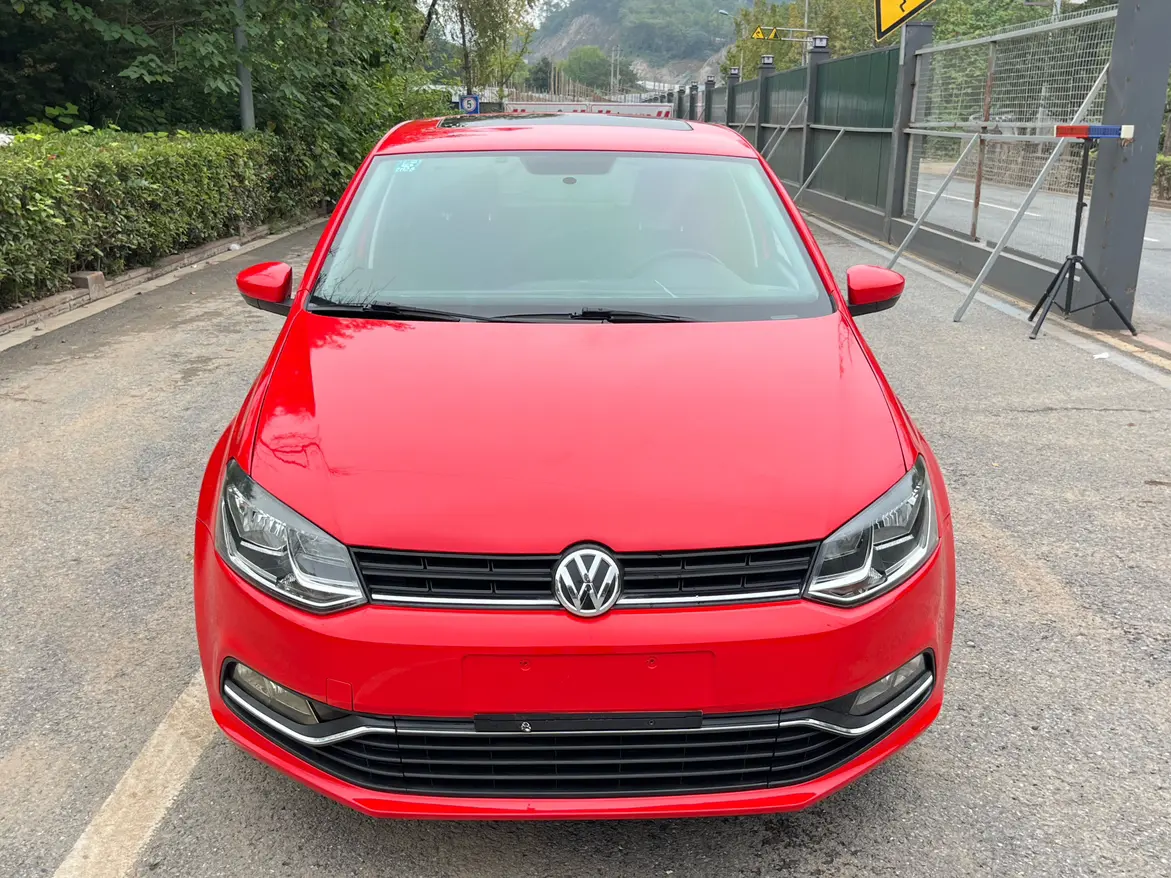 Volkswagen Polo  из Китая