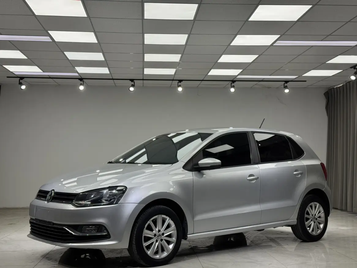 Volkswagen Polo  из Китая