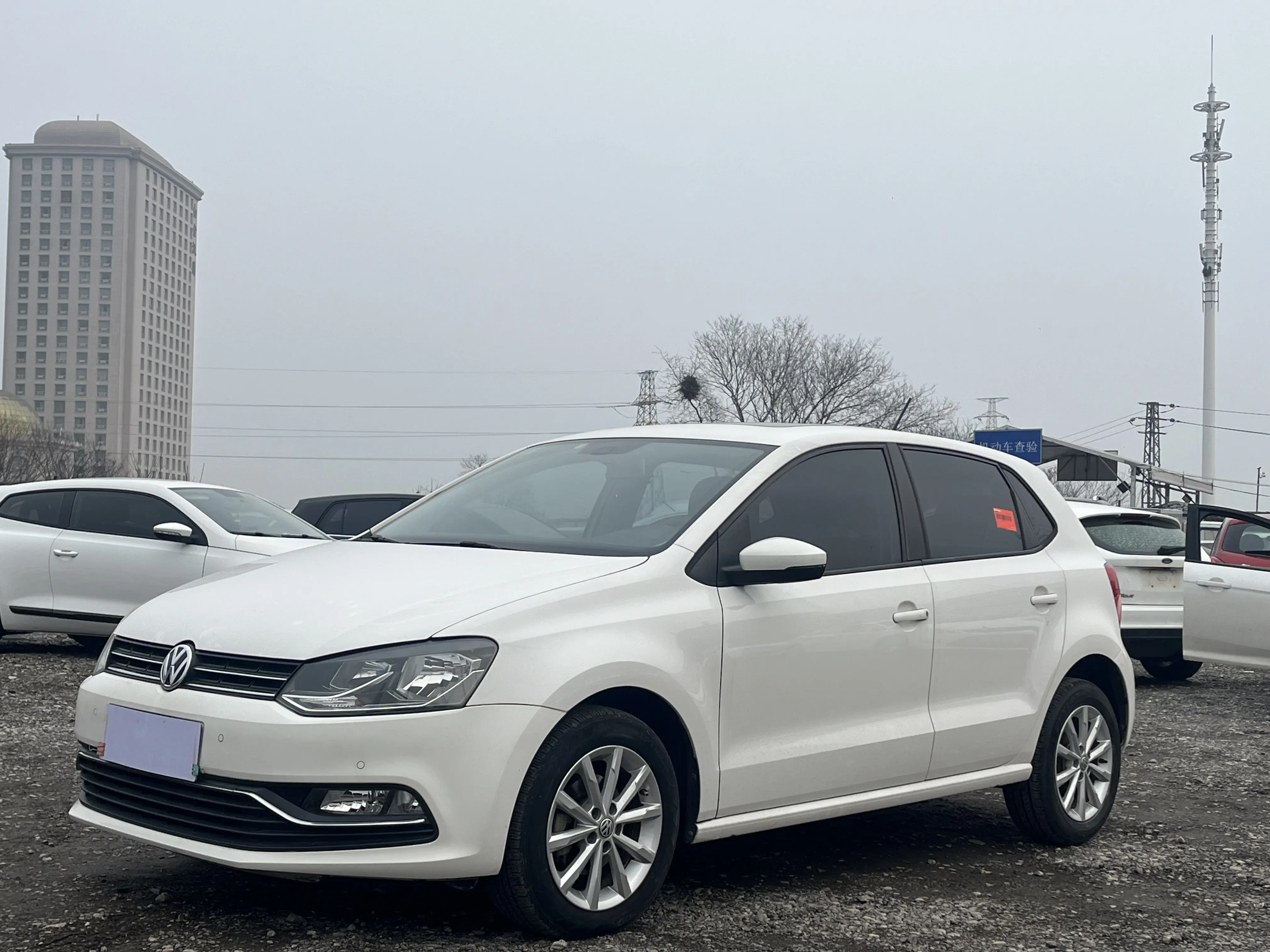 Volkswagen Polo  из Китая