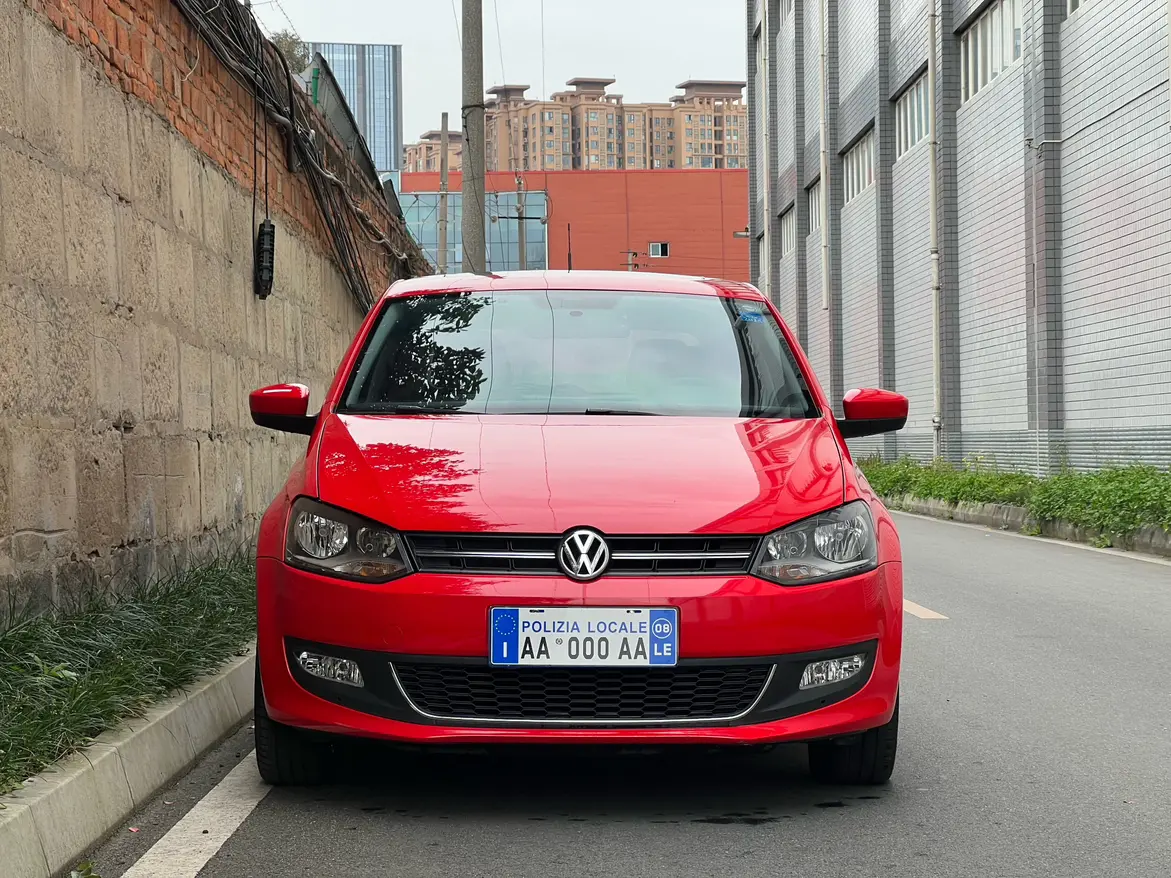 Volkswagen Polo  из Китая
