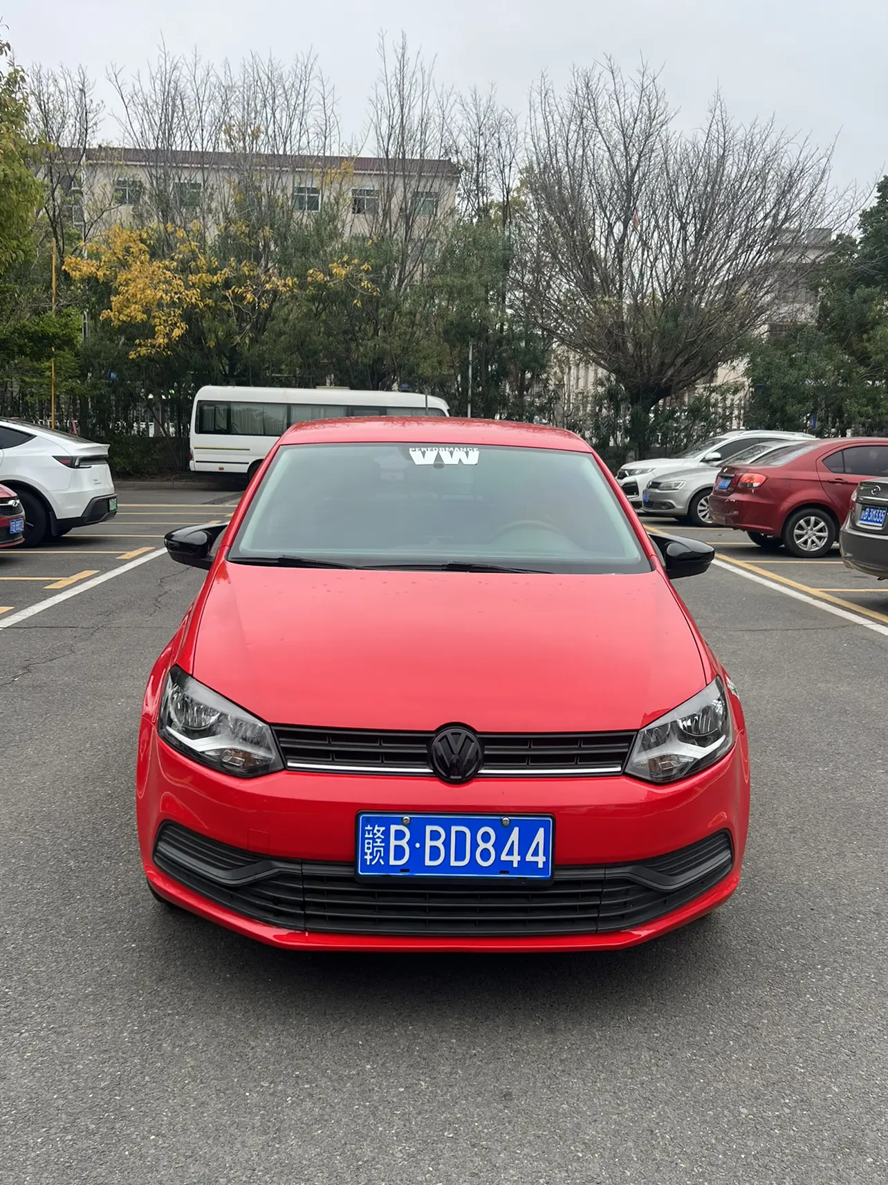 Volkswagen Polo  из Китая