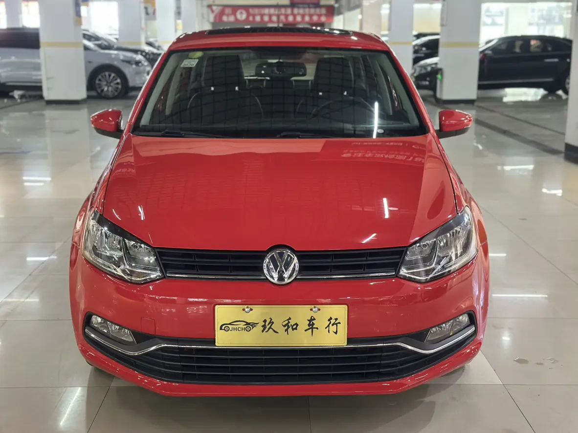 Volkswagen Polo  из Китая