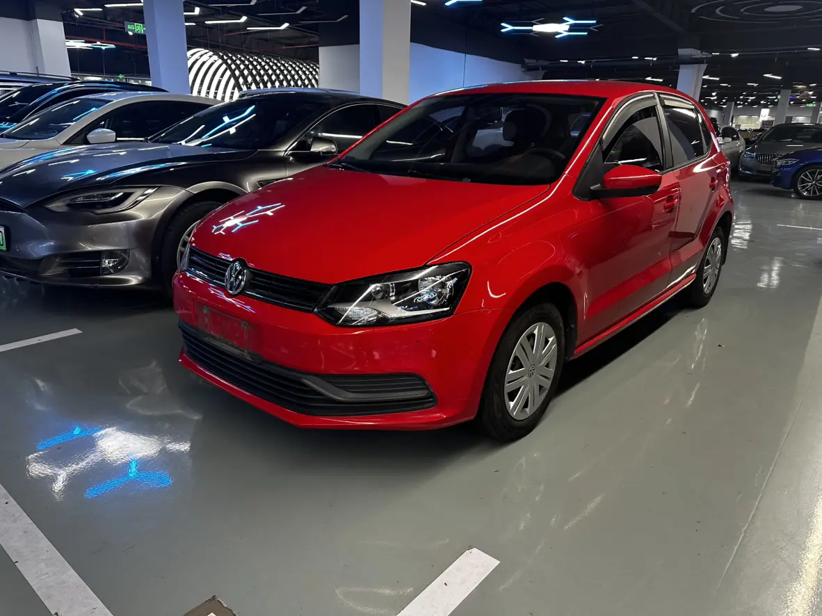 Volkswagen Polo  из Китая
