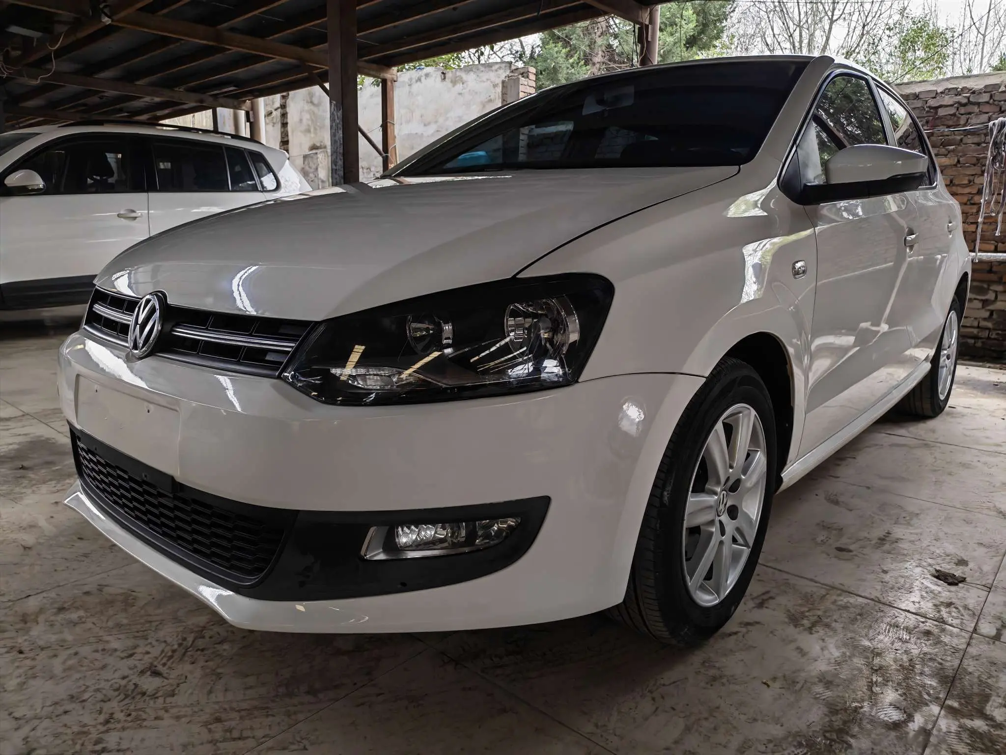 Volkswagen Polo  из Китая