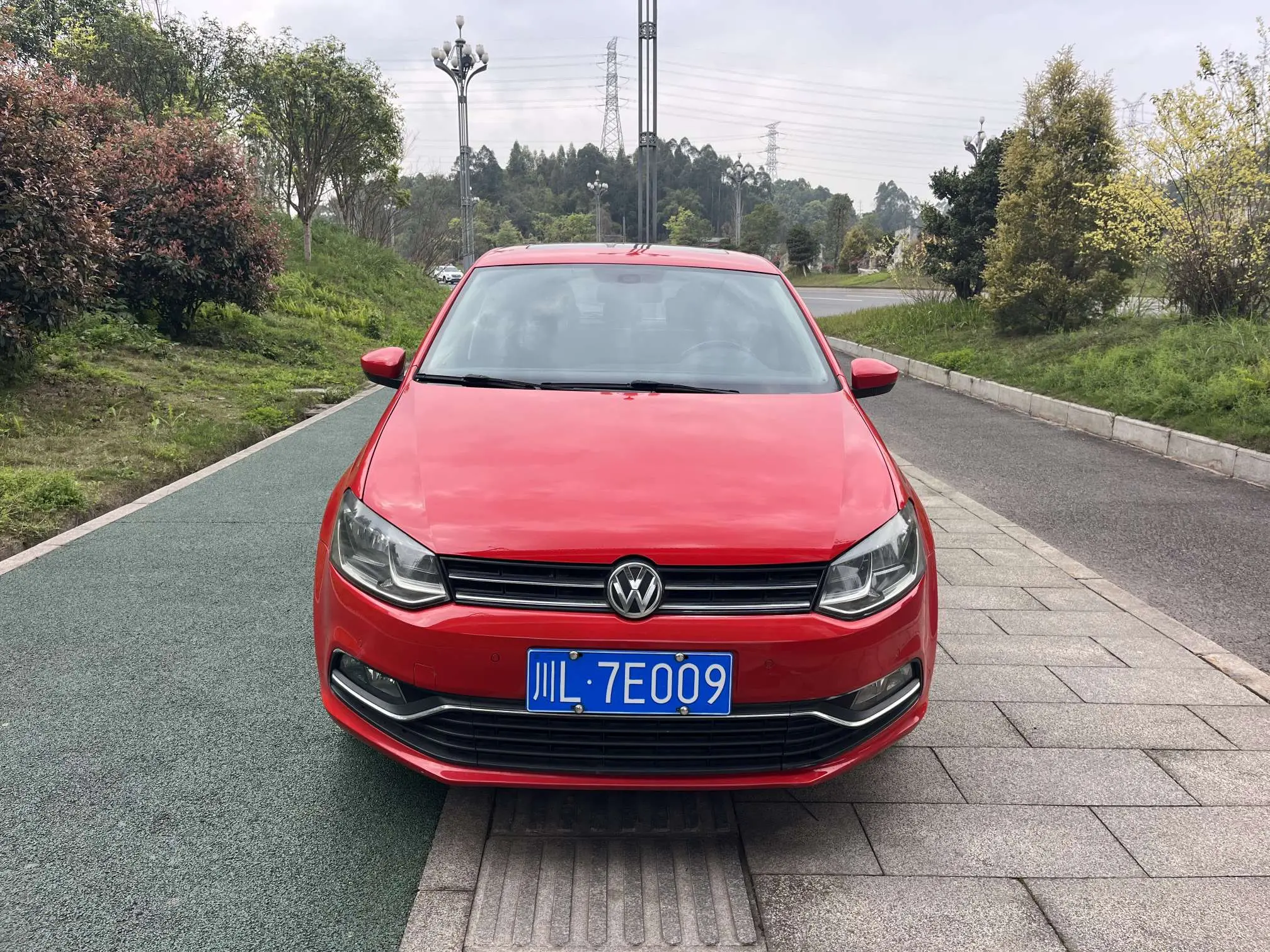 Volkswagen Polo  из Китая