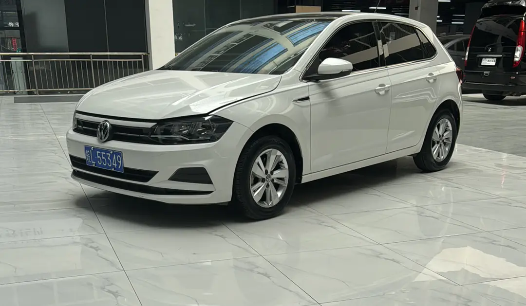 Volkswagen Polo  из Китая