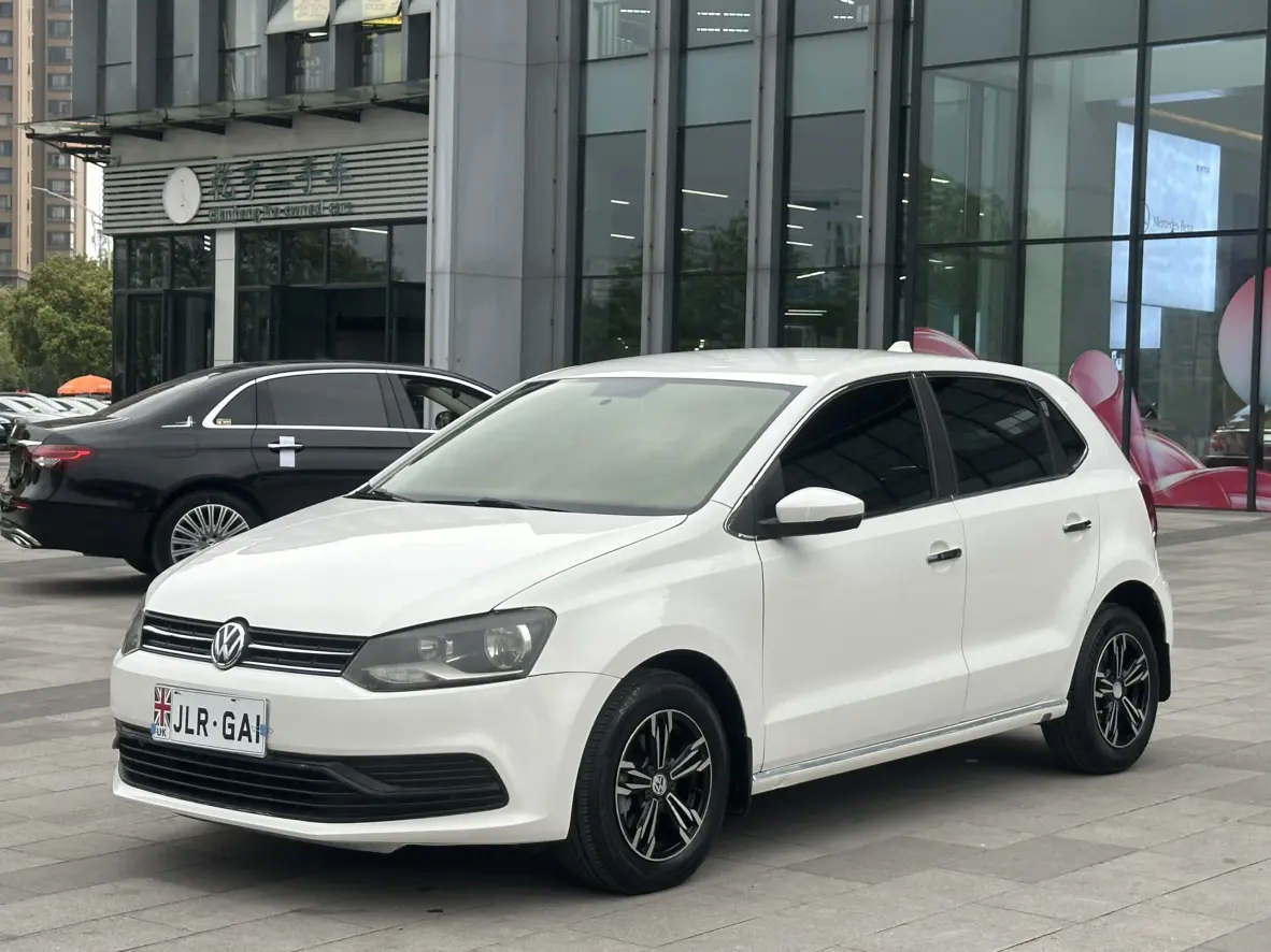 Volkswagen Polo  из Китая