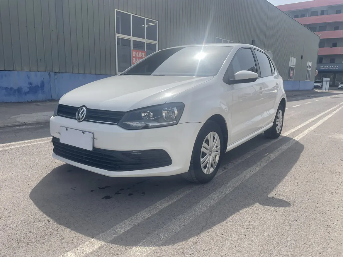 Volkswagen Polo  из Китая