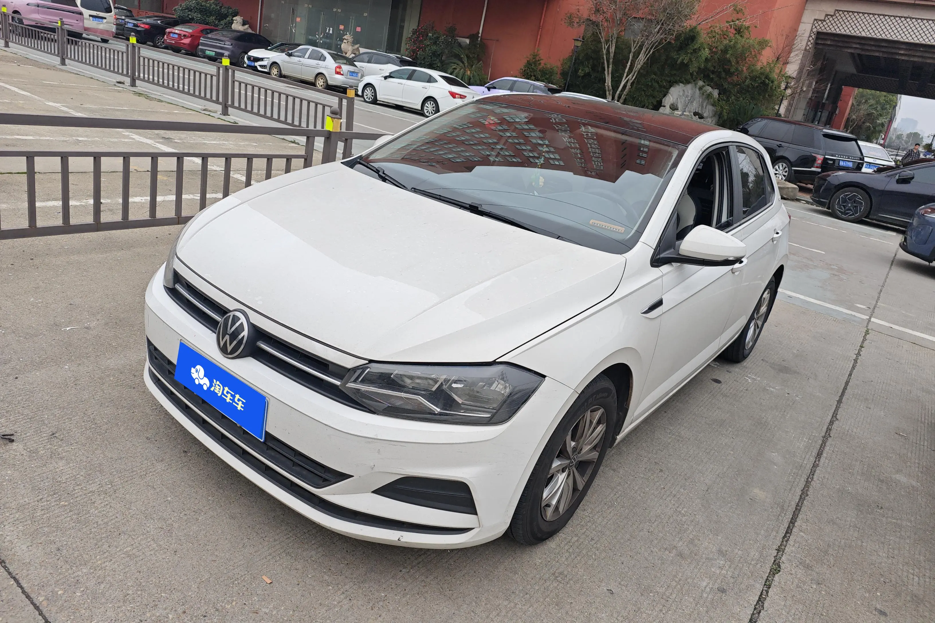 Volkswagen Polo  из Китая