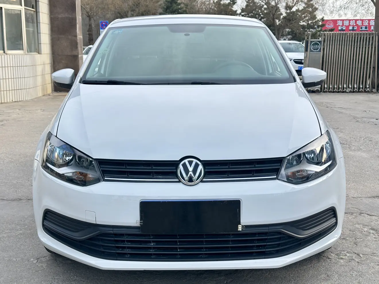 Volkswagen Polo  из Китая