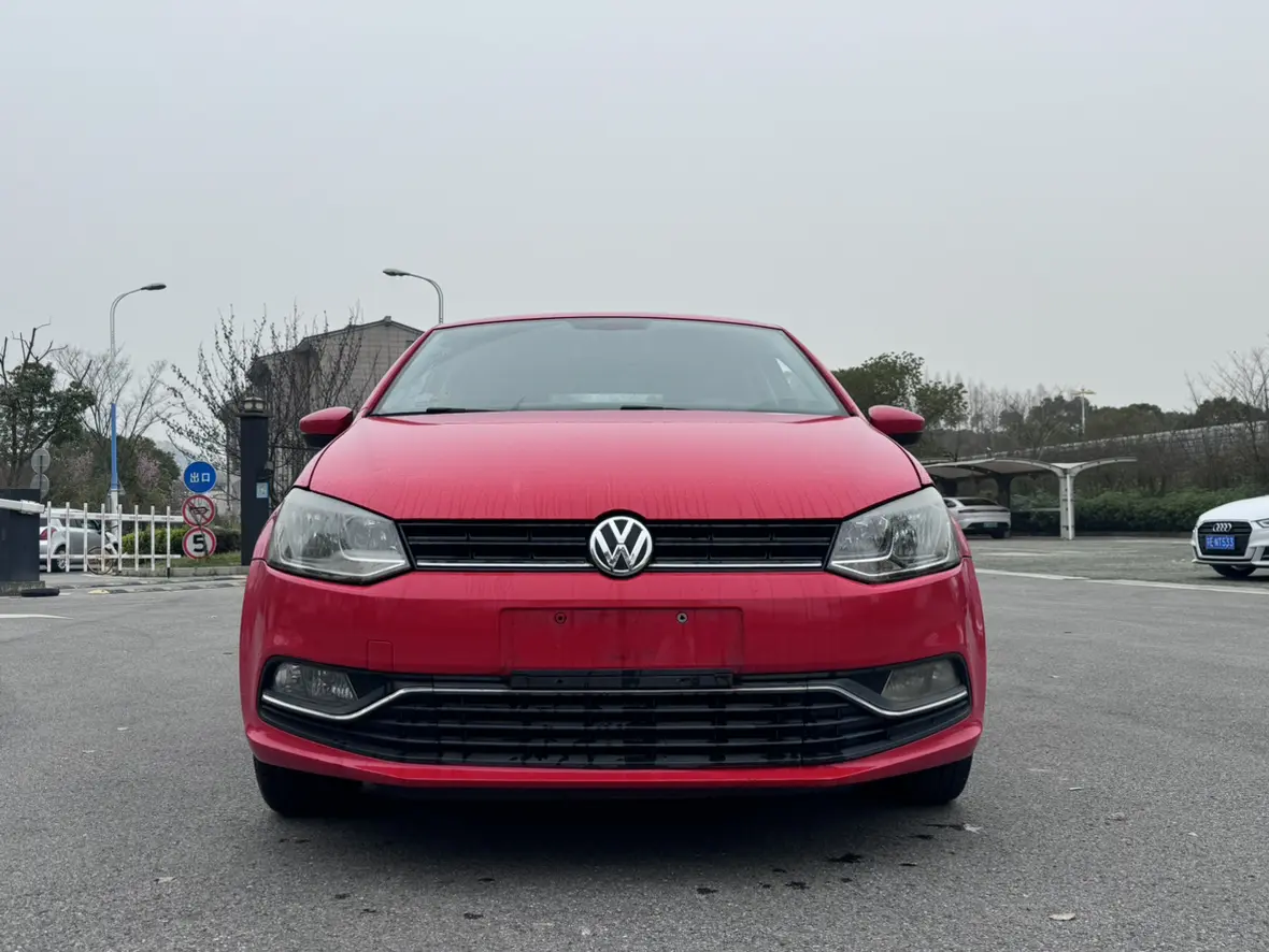 Volkswagen Polo  из Китая