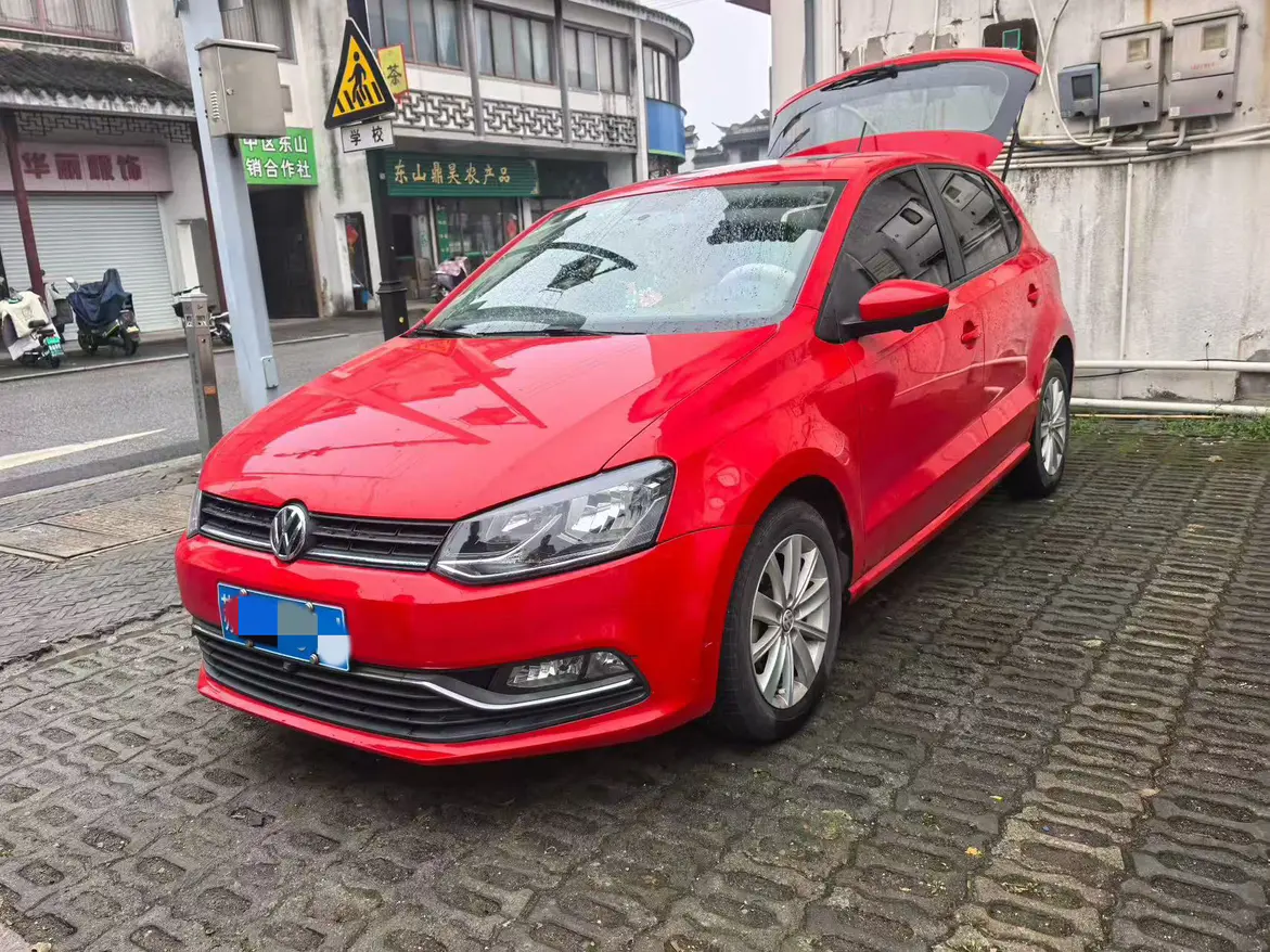 Volkswagen Polo  из Китая