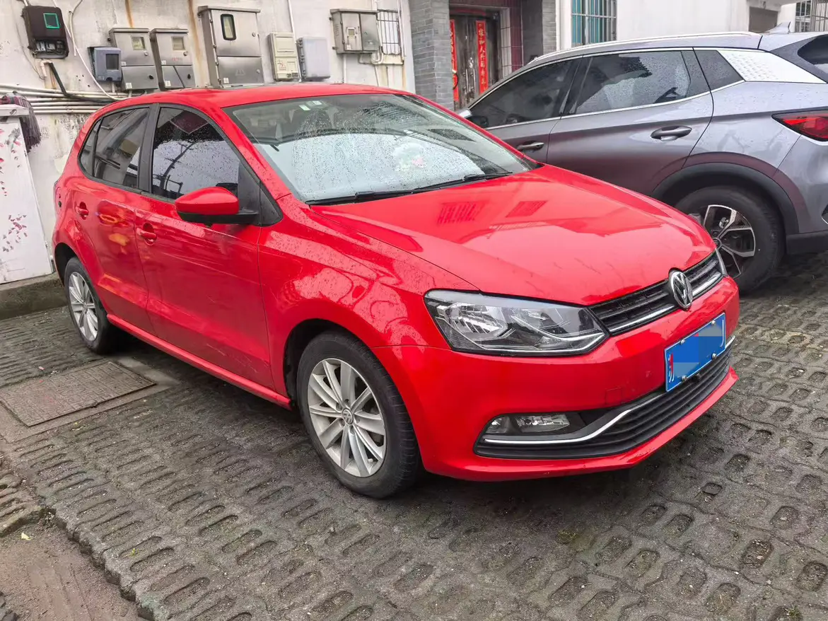 Volkswagen Polo  из Китая