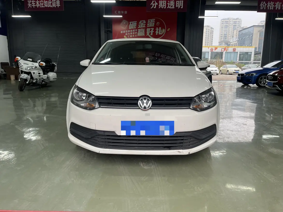 Volkswagen Polo  из Китая