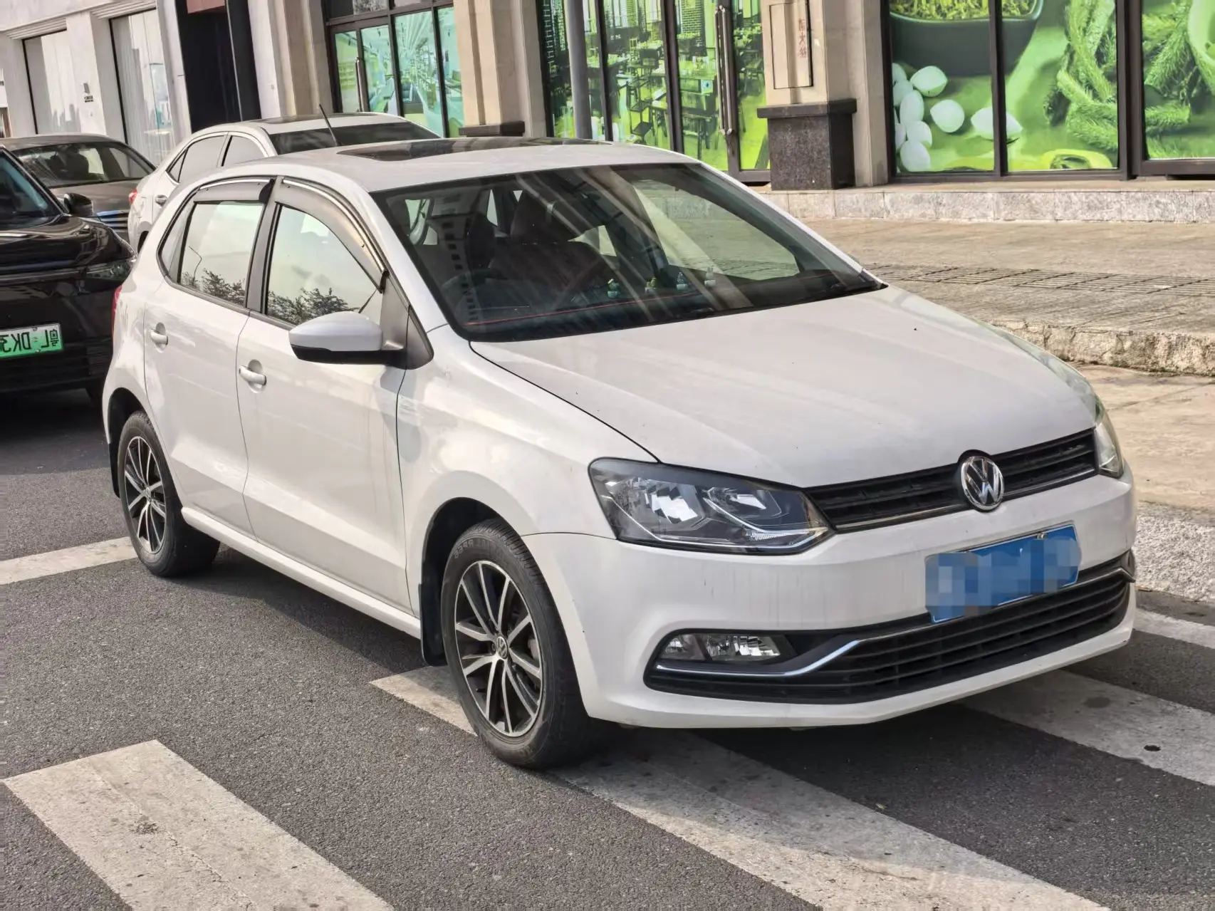 Volkswagen Polo  из Китая