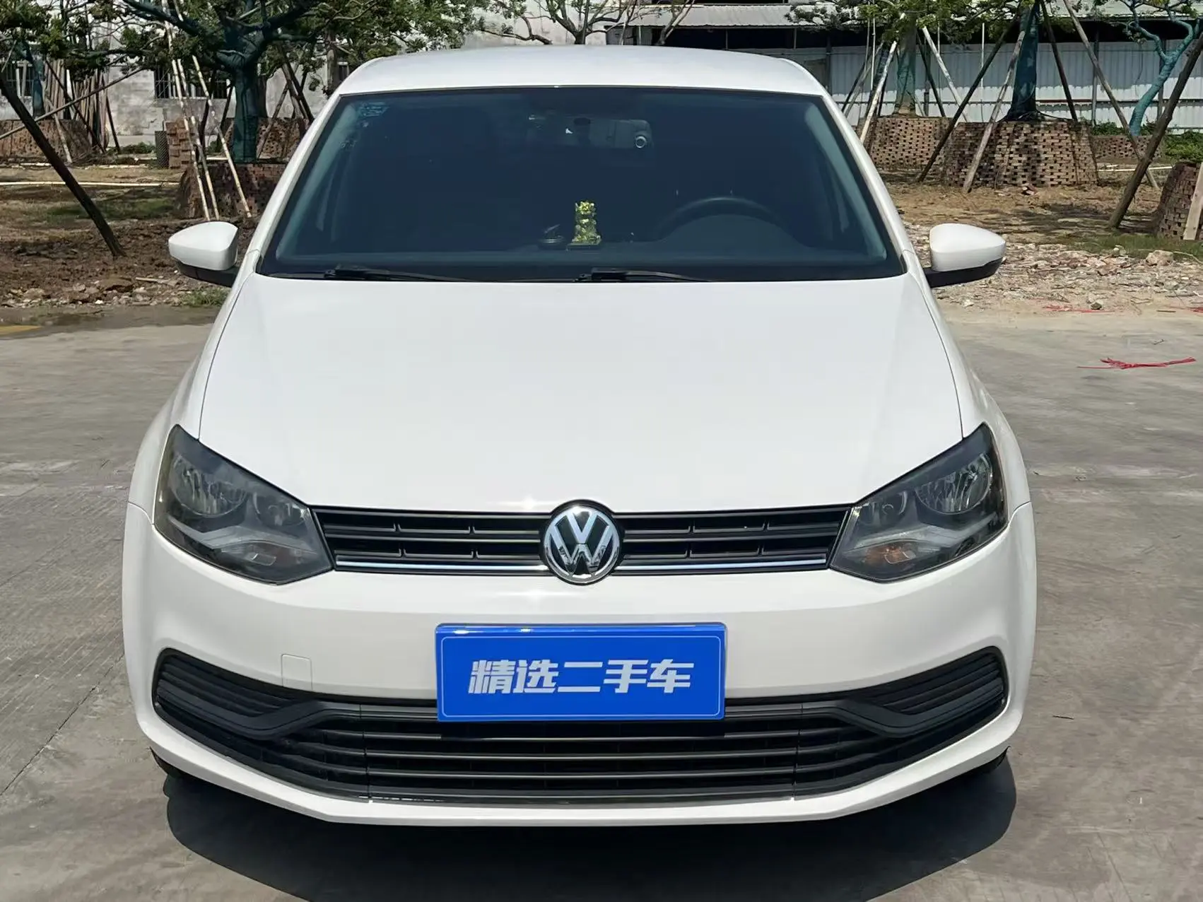 Volkswagen Polo  из Китая