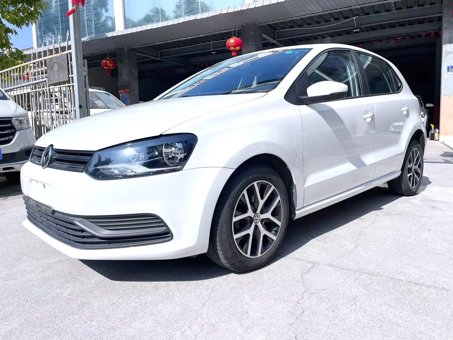 Volkswagen Polo  из Китая