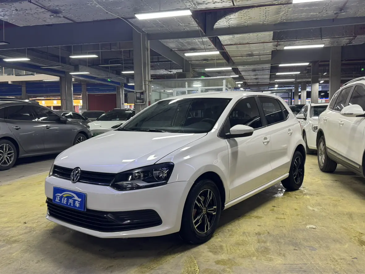 Volkswagen Polo  из Китая