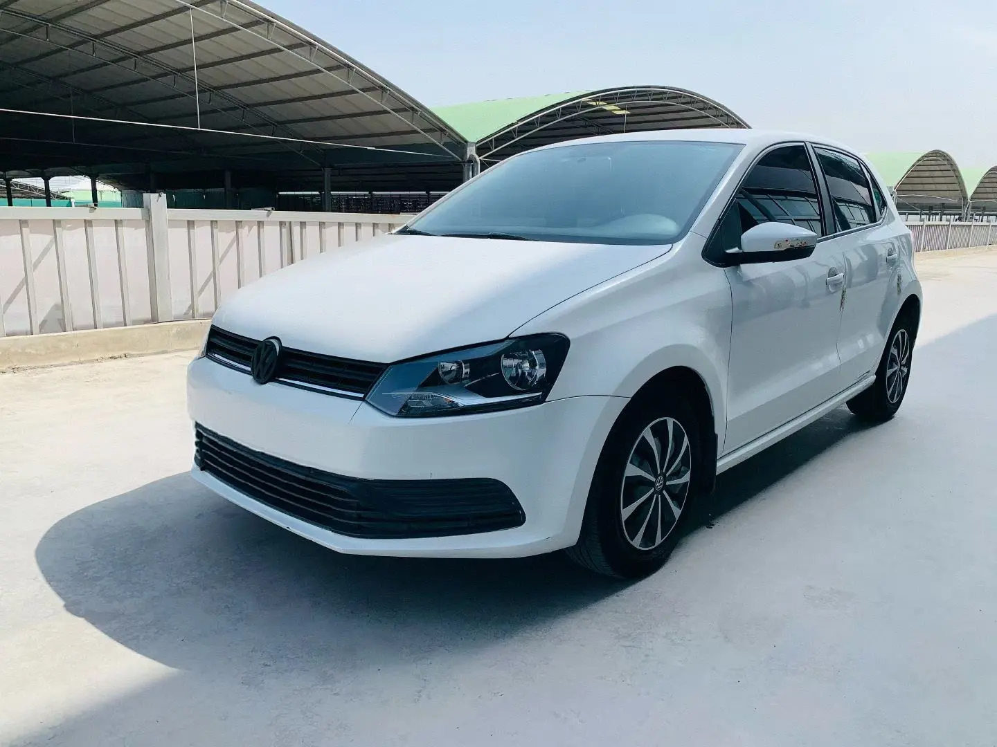 Volkswagen Polo  из Китая