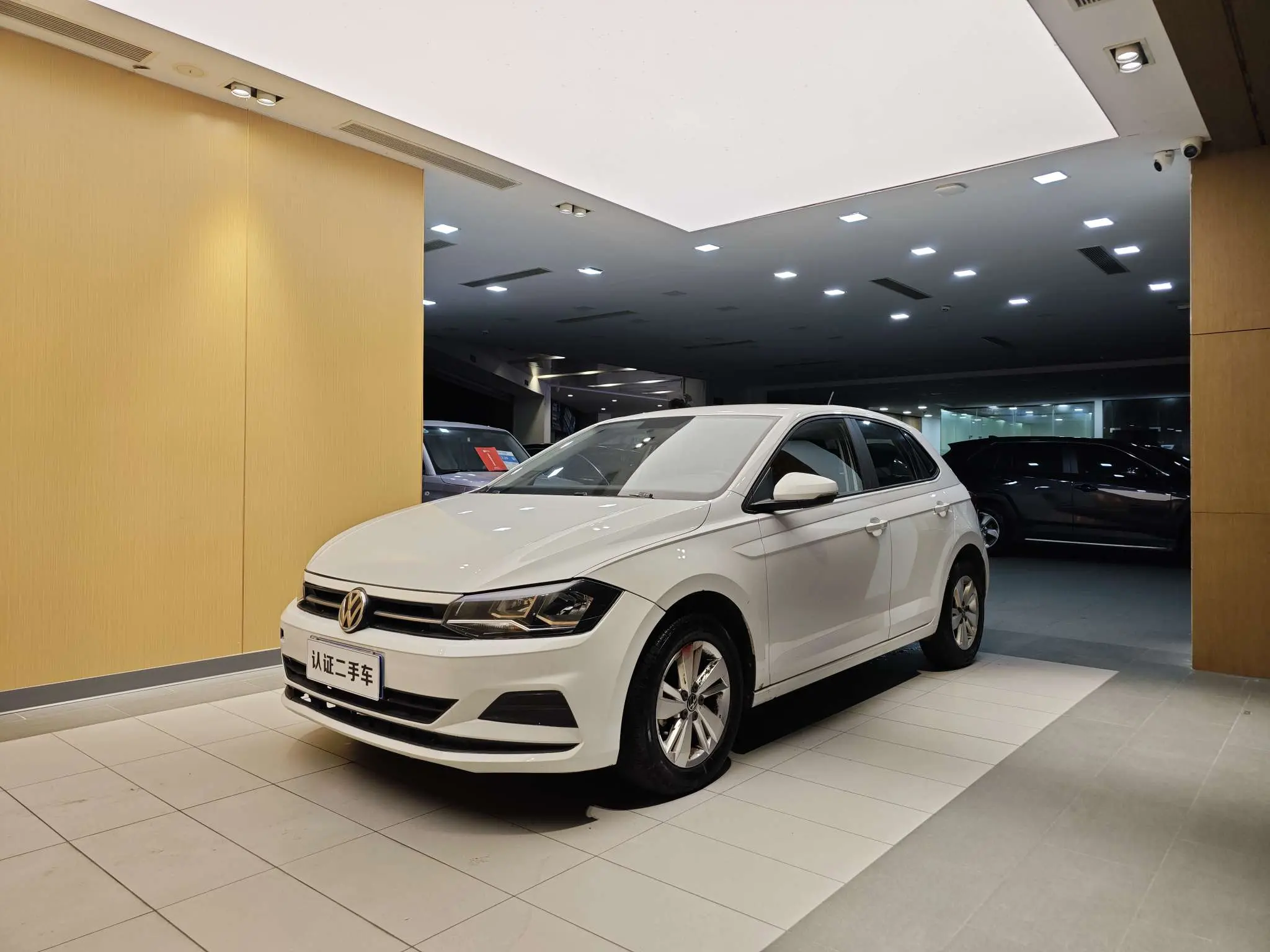 Volkswagen Polo  из Китая