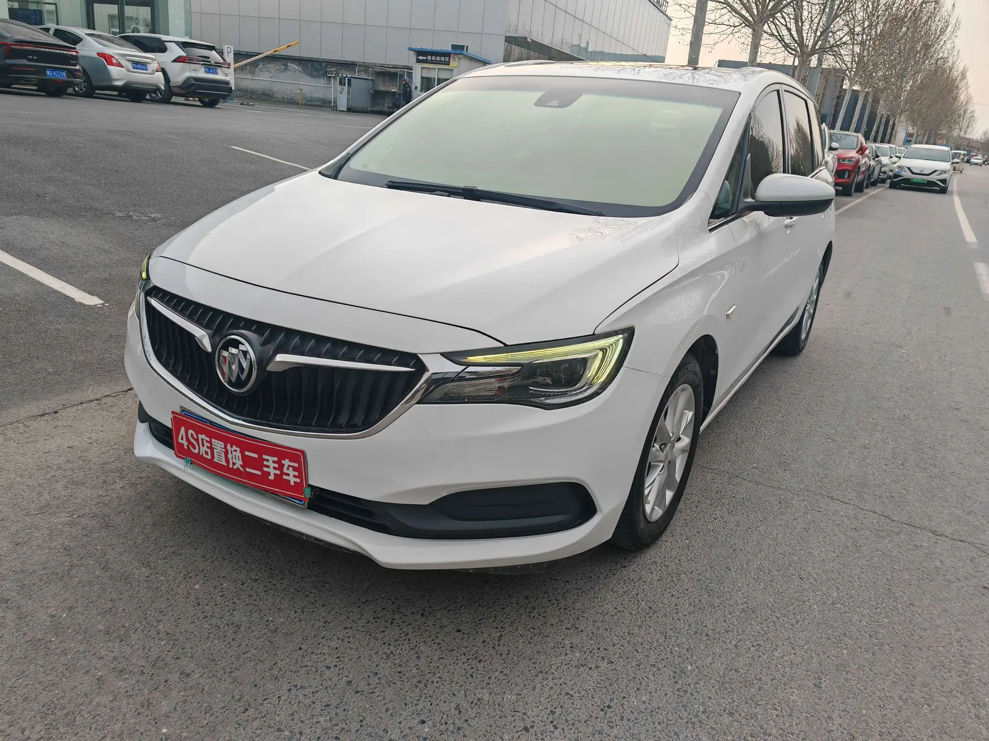 Buick GL6