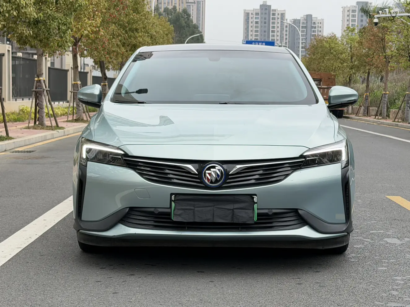 Buick Weilan 6 PHEV  из Китая