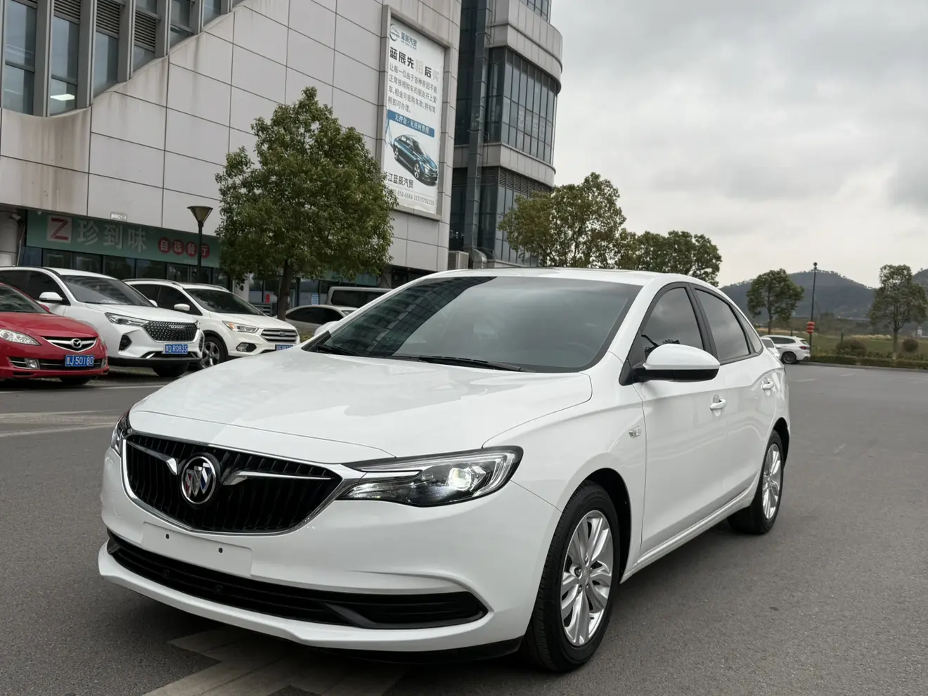 Buick Yinglang