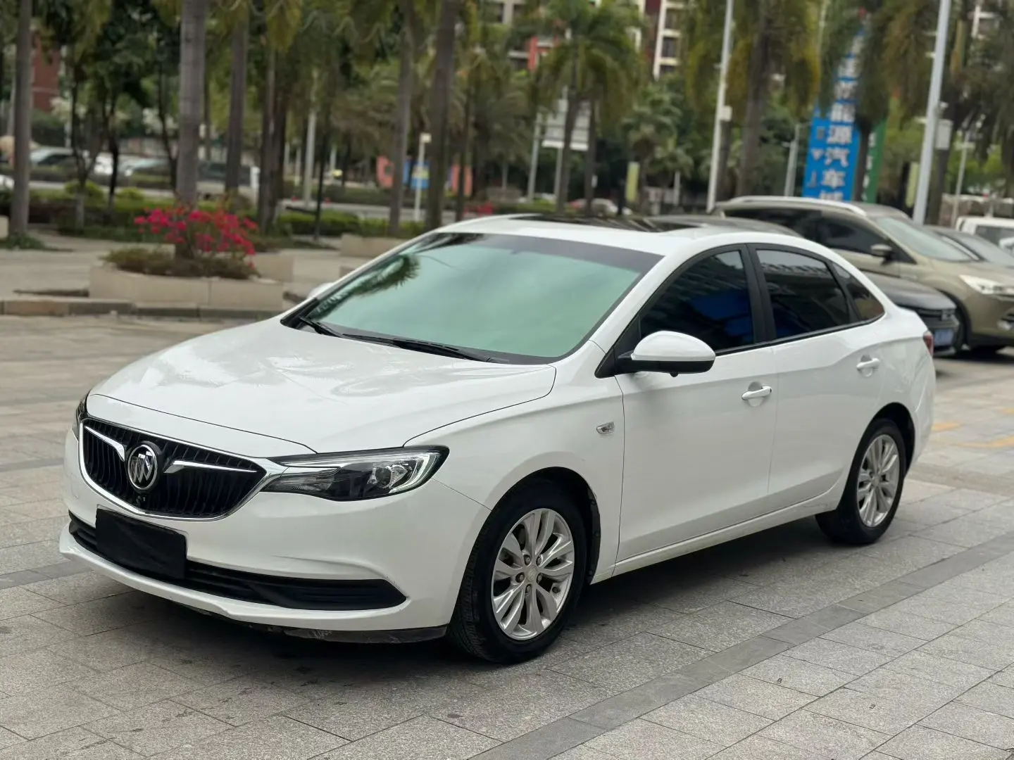 Buick Yinglang