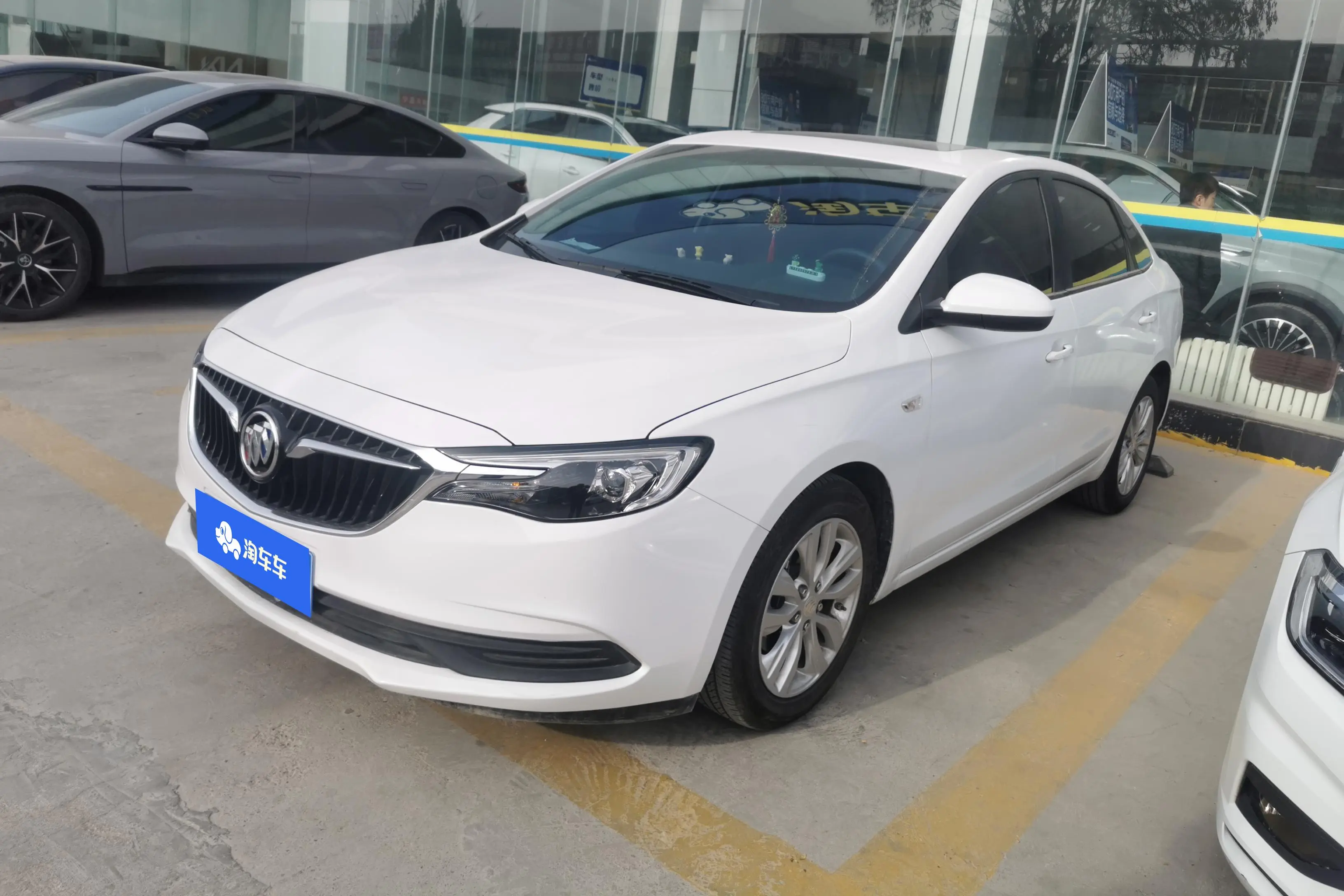 Buick Yinglang