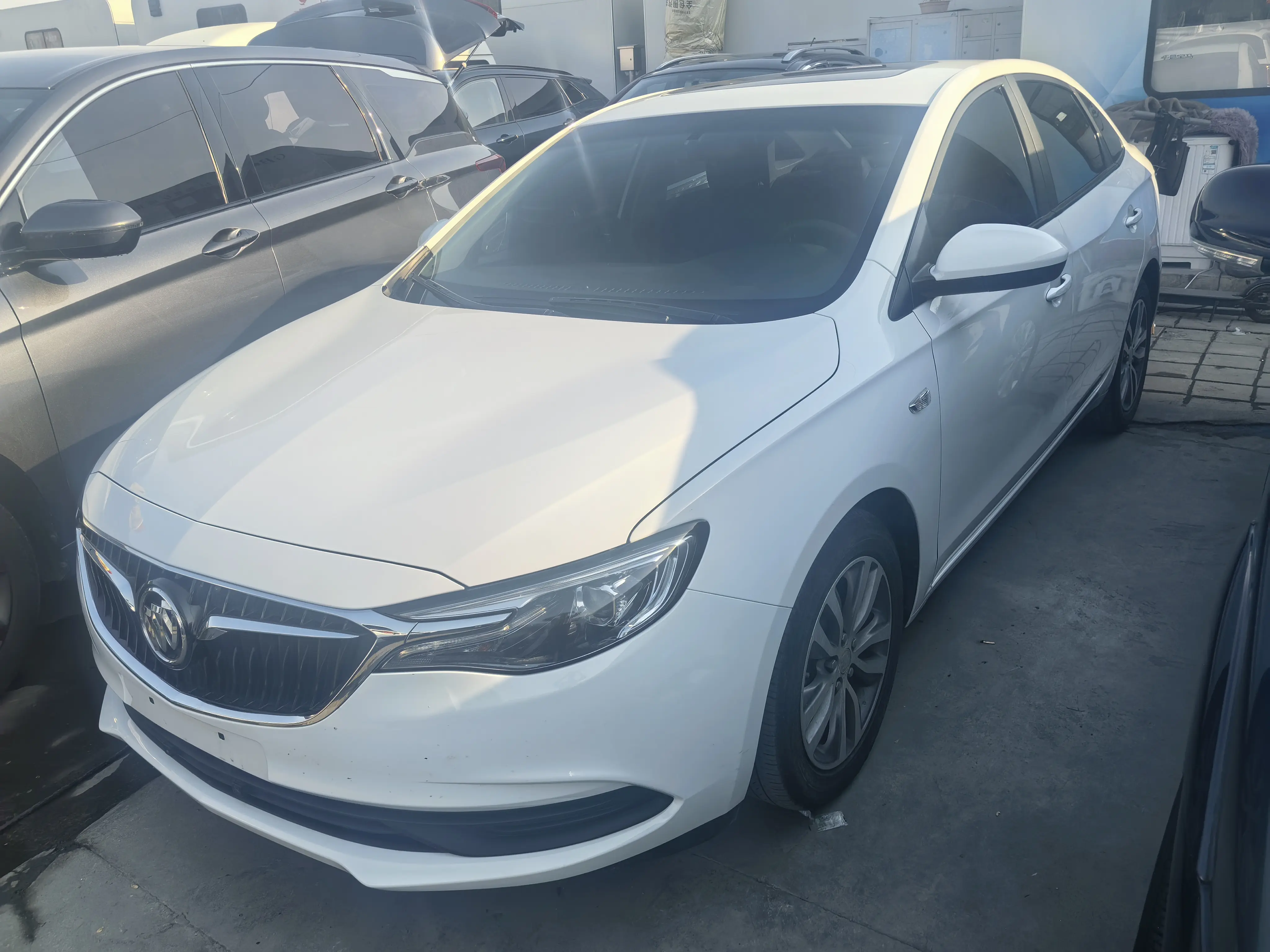 Buick Yinglang