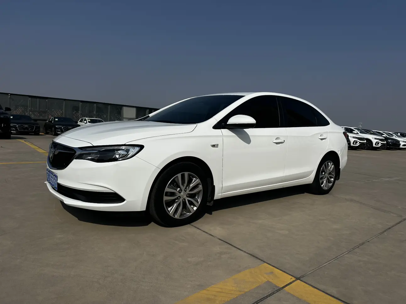 Buick Yinglang