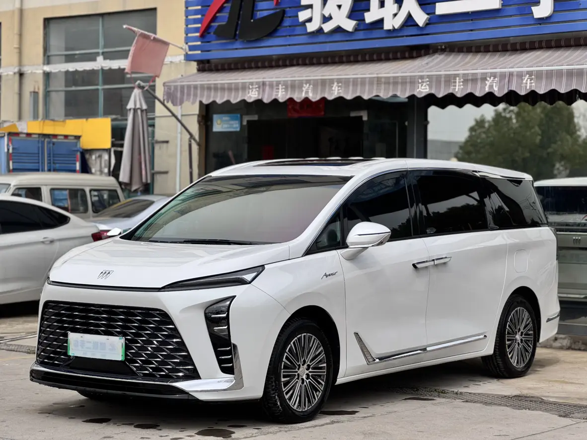 Buick GL8 PHEV  из Китая