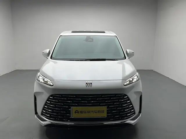 Buick GL8 PHEV  из Китая