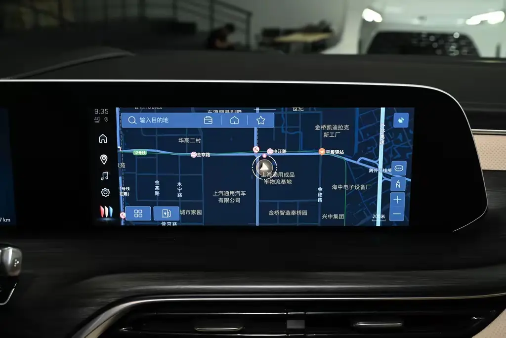 Buick GL8 PHEV  из Китая