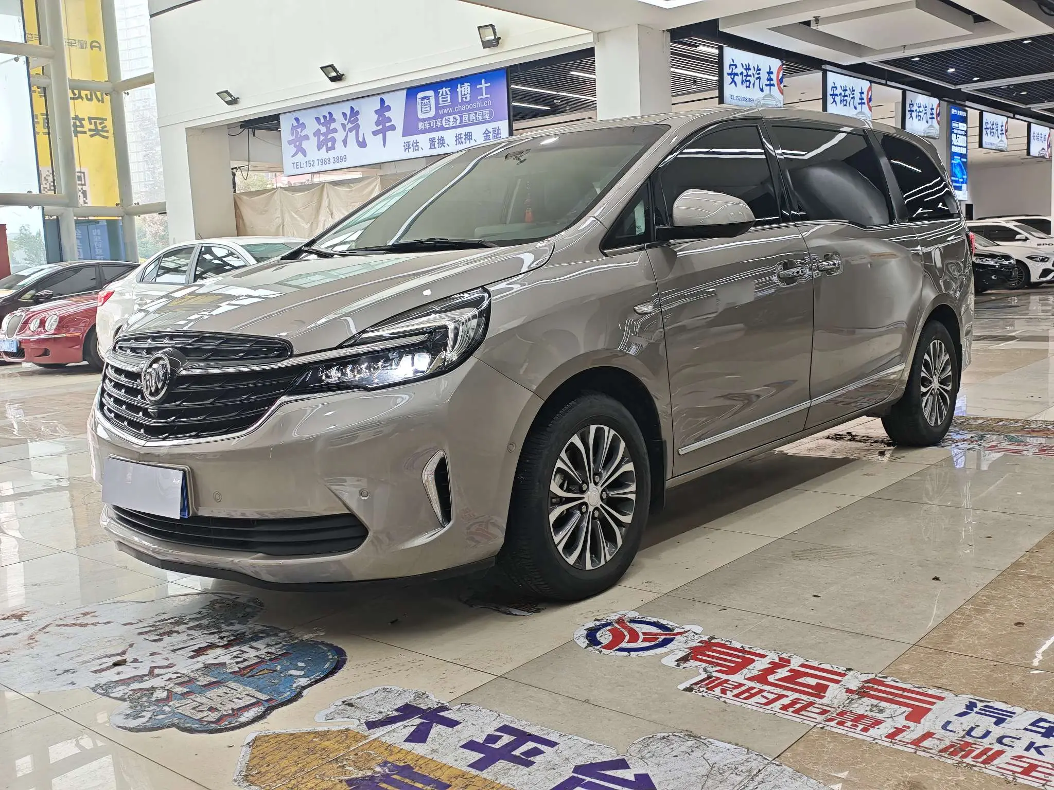 Buick GL8