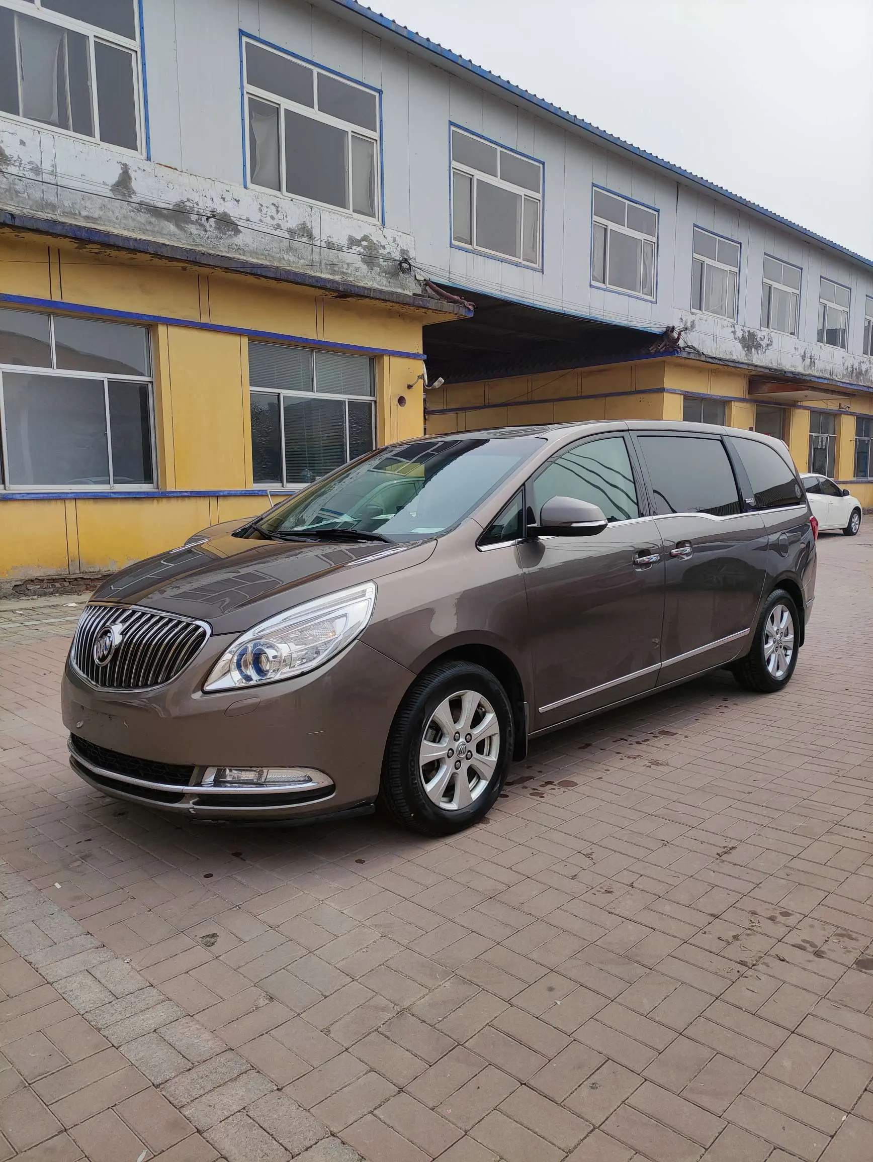 Buick GL8