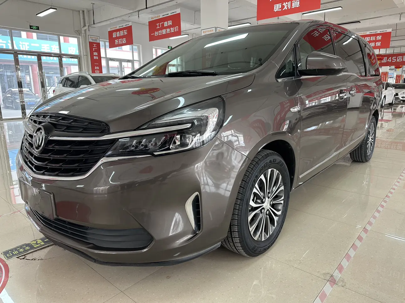Buick GL8