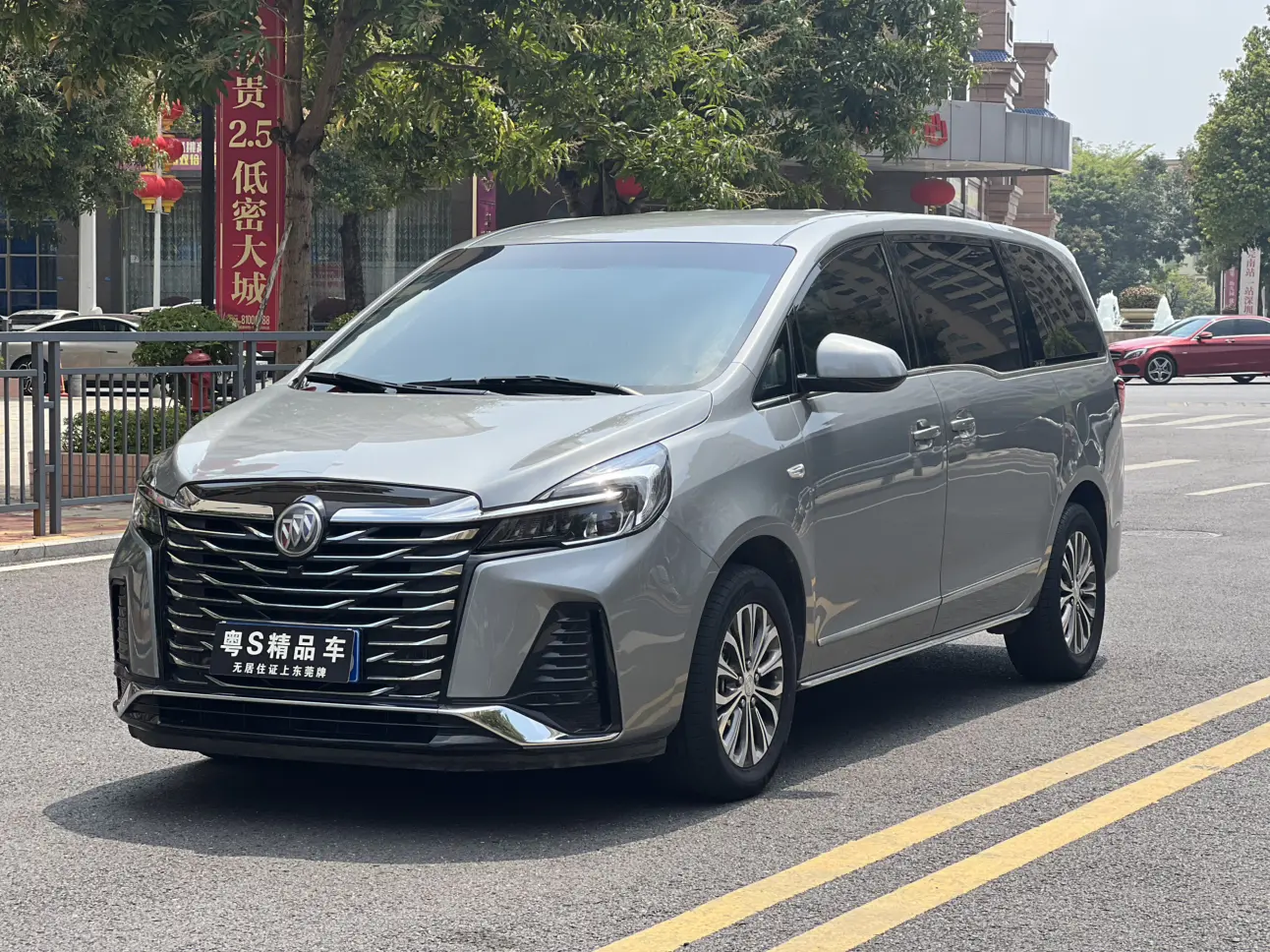 Buick GL8