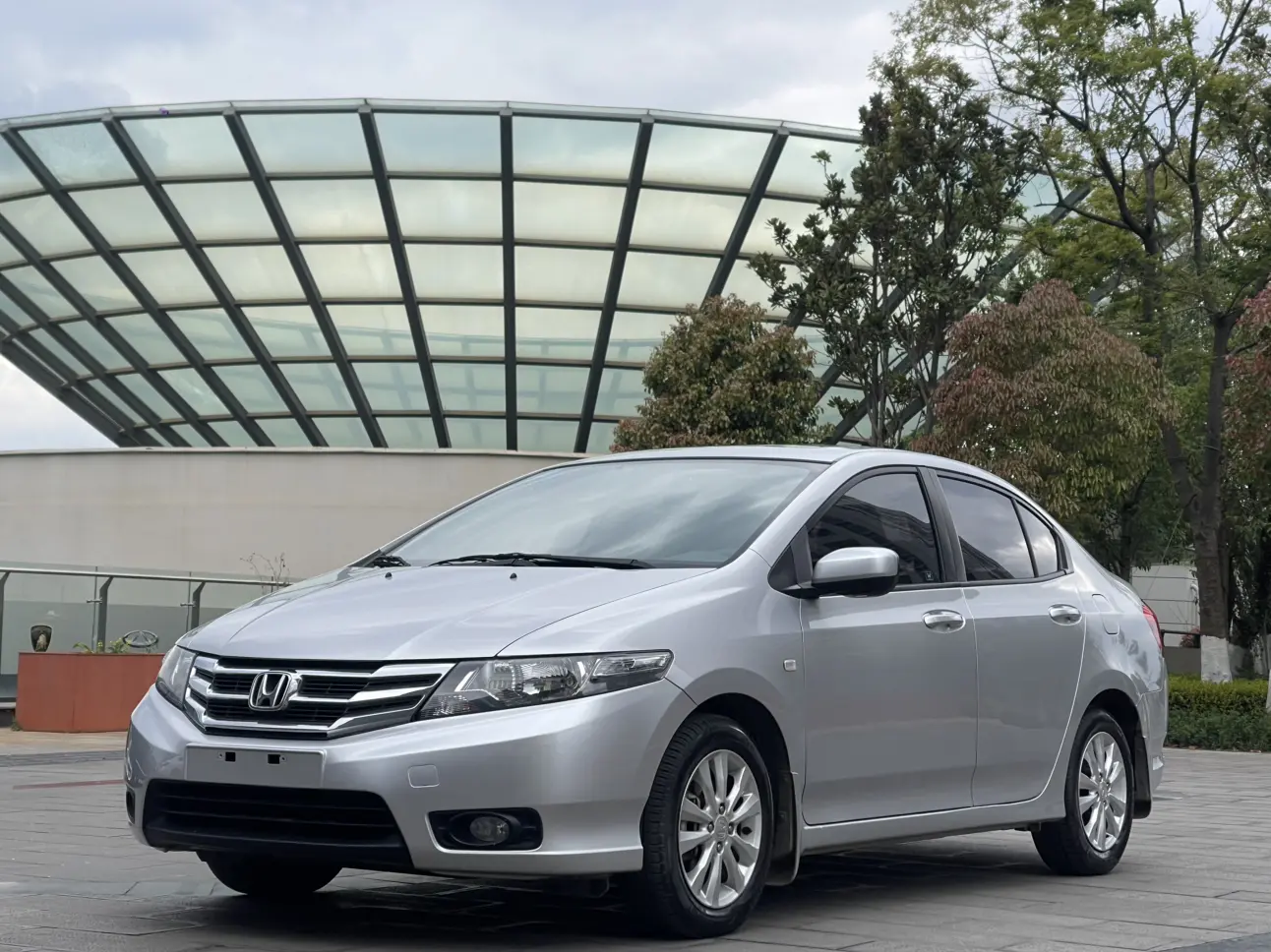 Honda Avant-garde classic