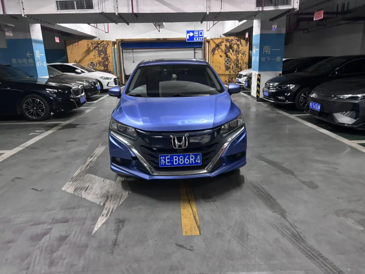 Honda Gienia  из Китая