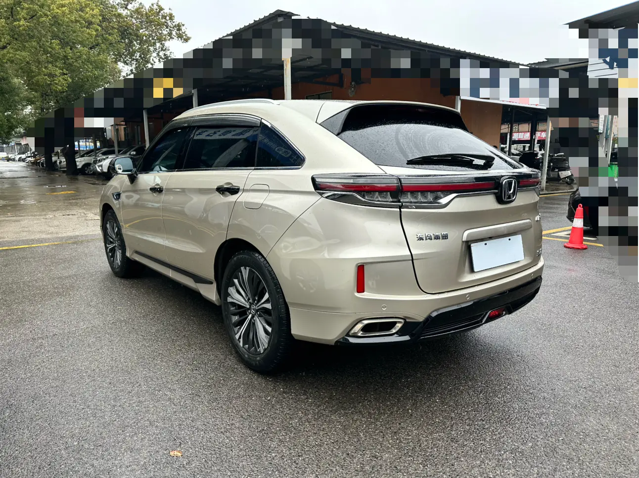 Honda UR-V