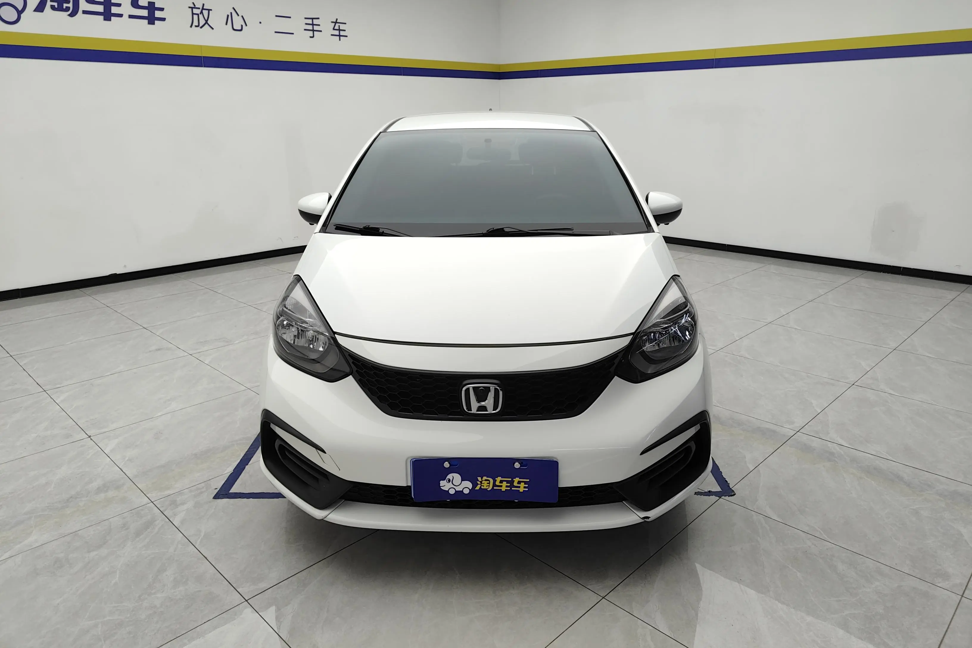 Honda Fit  из Китая